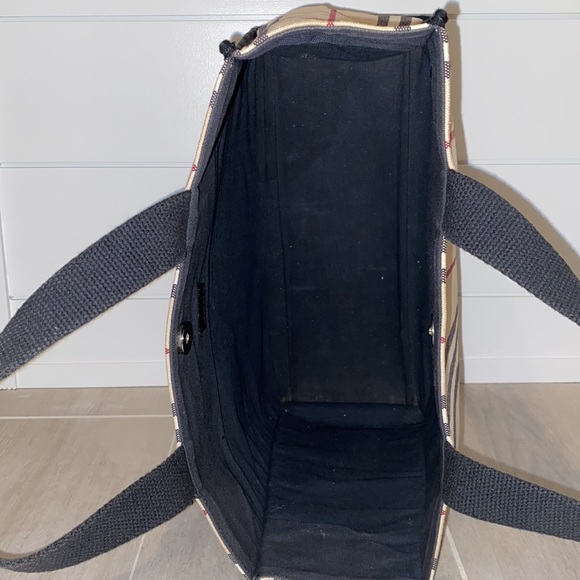 Burberry Tote Bag - Picture 7 of 7